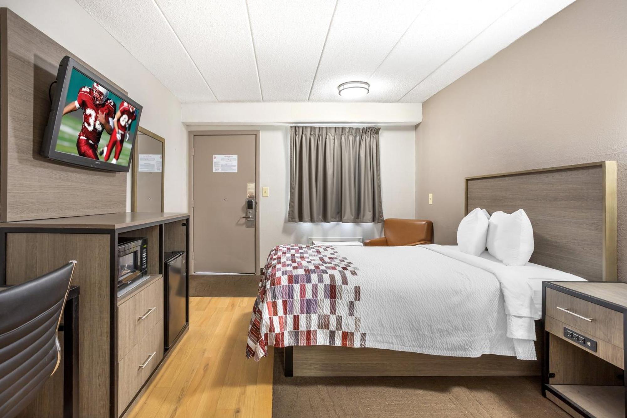 Red Roof Inn Tinton Falls-Jersey Shore Bagian luar foto