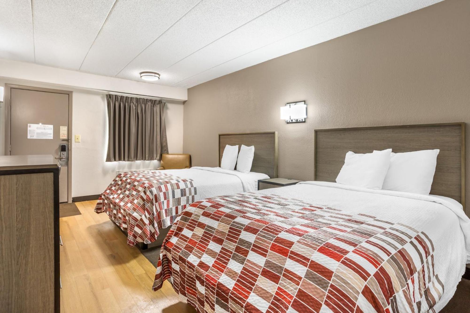 Red Roof Inn Tinton Falls-Jersey Shore Bagian luar foto